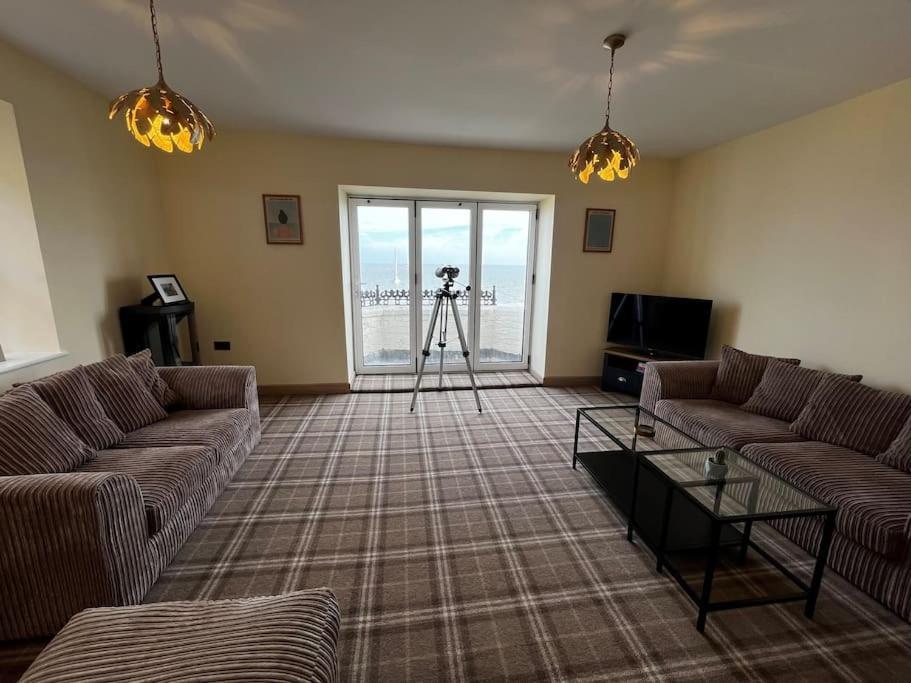 Luxury Penthouse Apartment Lowestoft Exterior photo